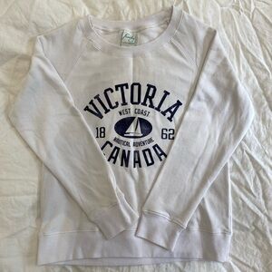Victoria, Canada Crewneck Sweater in White